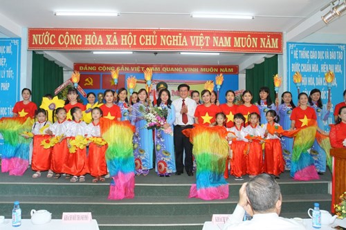Họp mặt Kỷ niệm 35 năm ngày Nhà giáo Việt Nam (20/11/1982-20/11/2017)